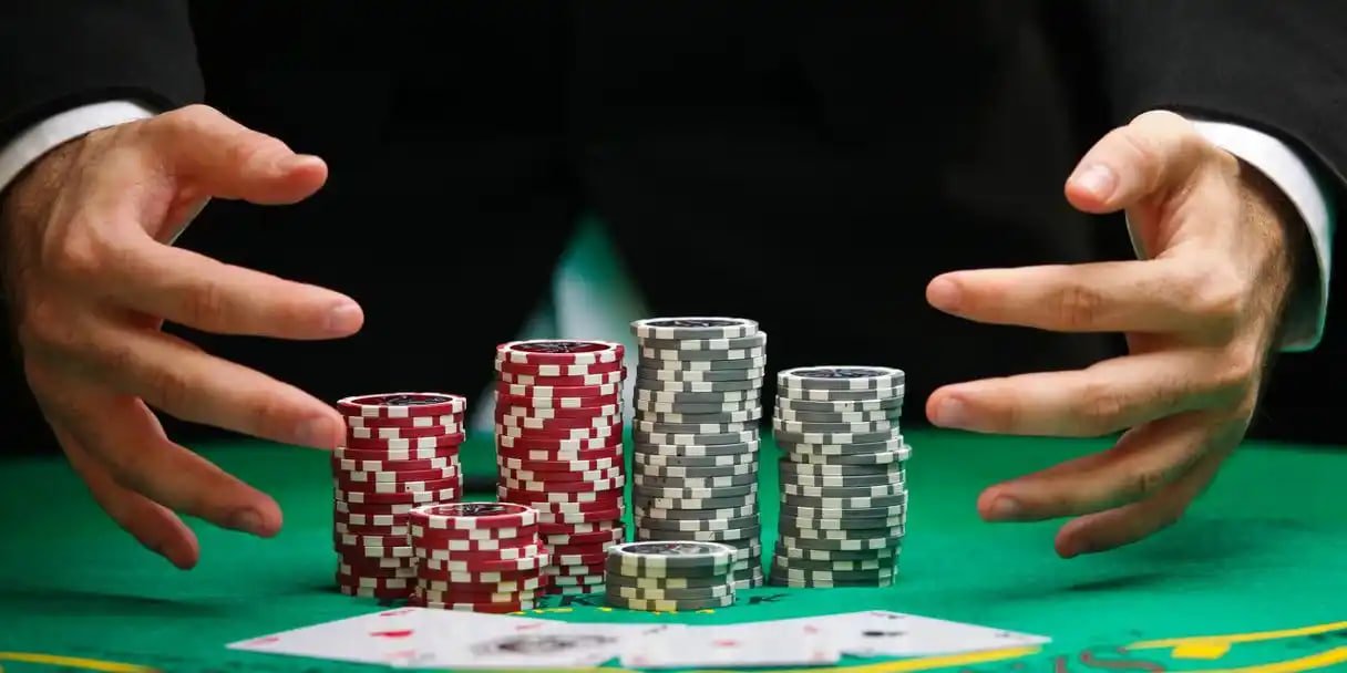 Live baccarat table on 15 apk Casino popular with Filipino players